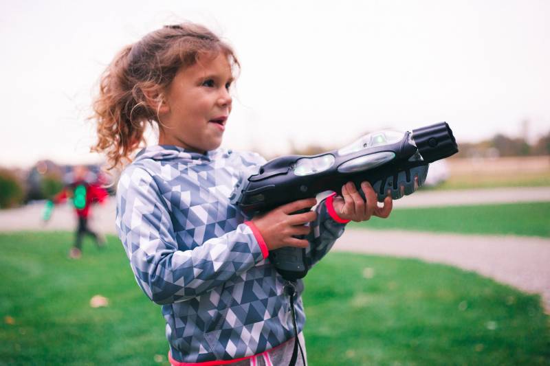 Pour quels publics chaque laser game est il adapté